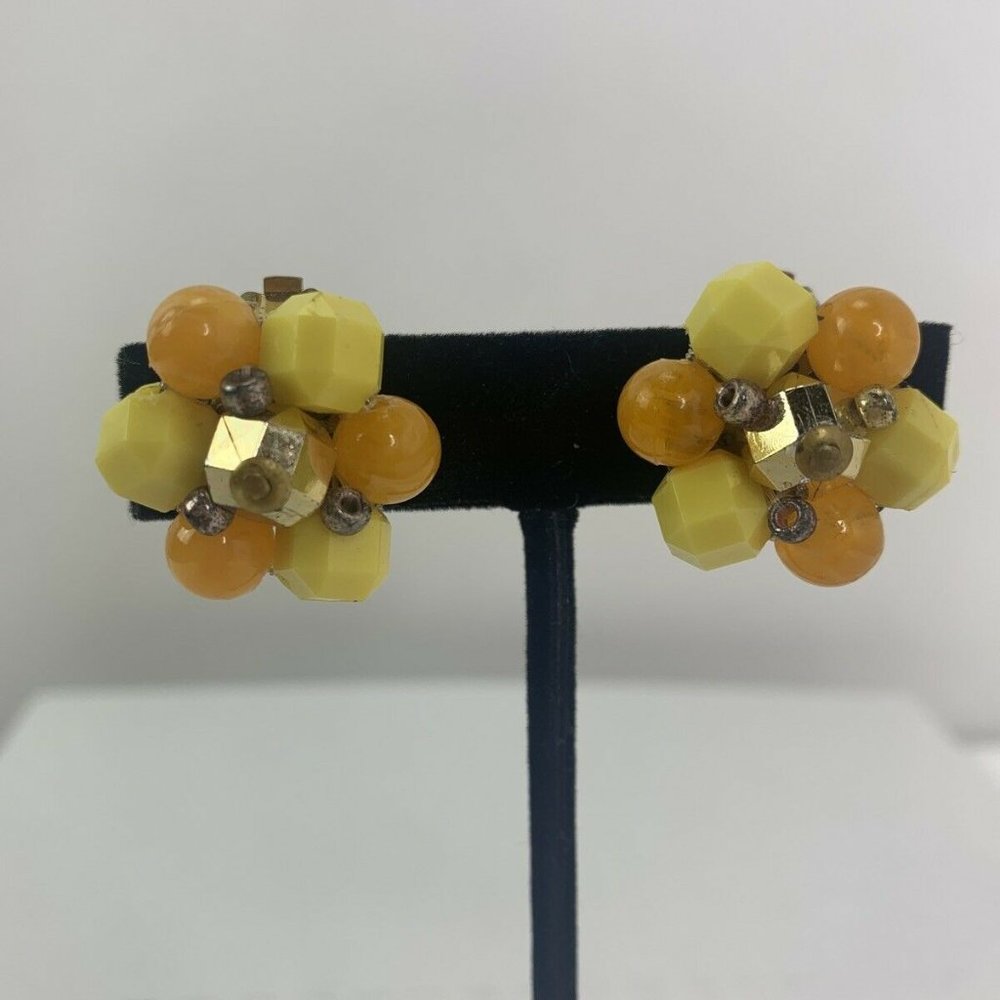 Vintage Faceted Beaded Cluster Clip On Earrings
